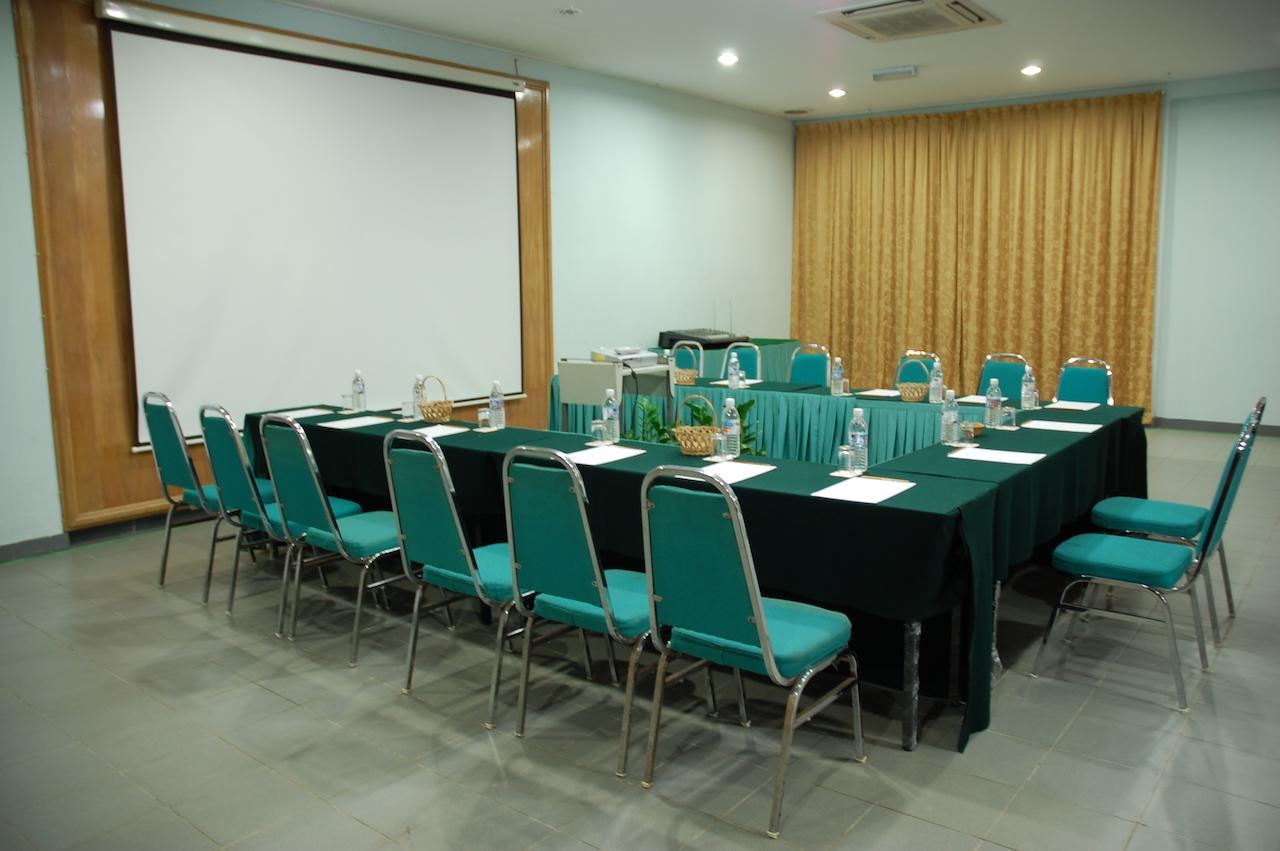 Kampong Ateamu Hotel Felda Residence Sahabat מראה חיצוני תמונה