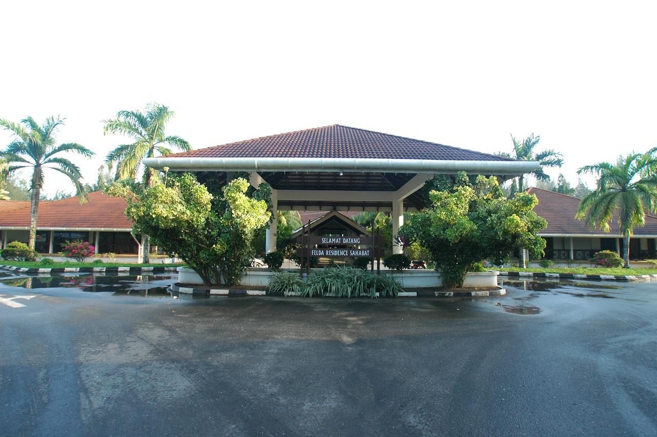 Kampong Ateamu Hotel Felda Residence Sahabat מראה חיצוני תמונה