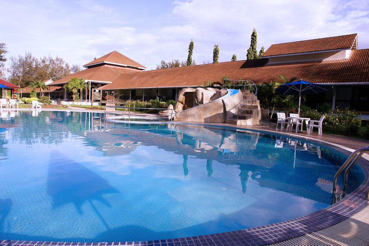 Kampong Ateamu Hotel Felda Residence Sahabat מראה חיצוני תמונה