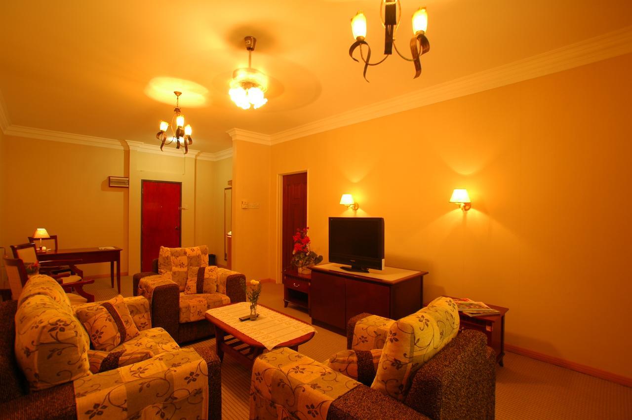 Kampong Ateamu Hotel Felda Residence Sahabat חדר תמונה