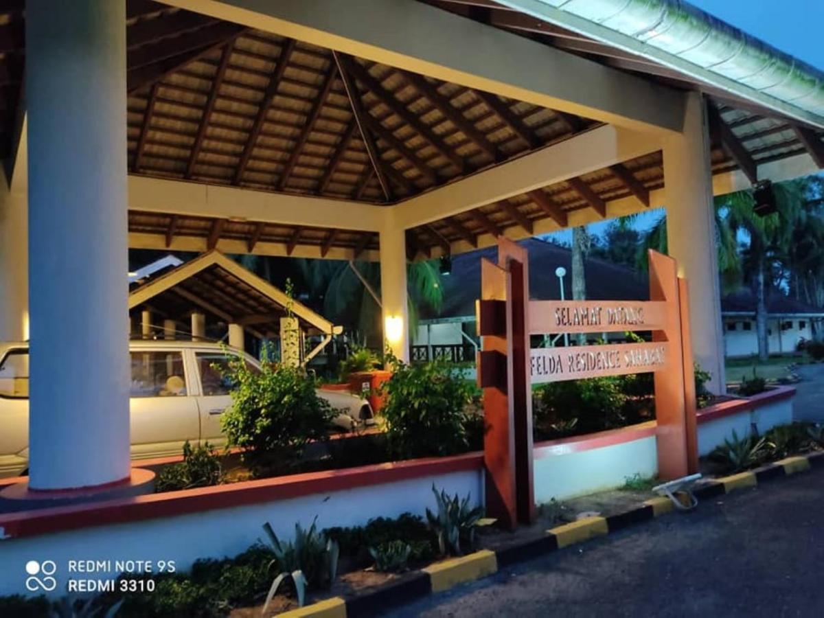 Kampong Ateamu Hotel Felda Residence Sahabat מראה חיצוני תמונה