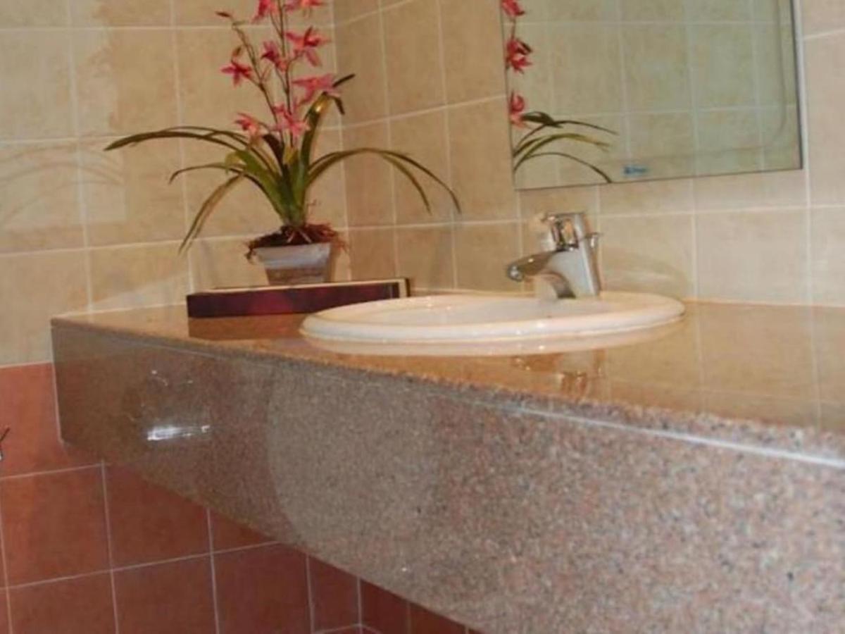Kampong Ateamu Hotel Felda Residence Sahabat מראה חיצוני תמונה